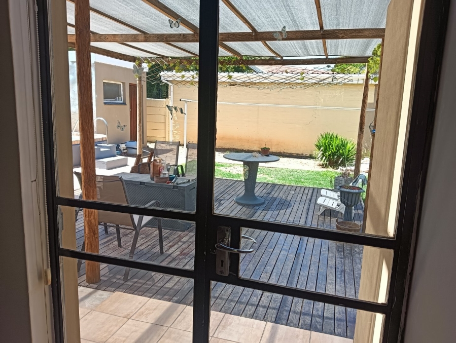 3 Bedroom Property for Sale in West Bank Western Cape